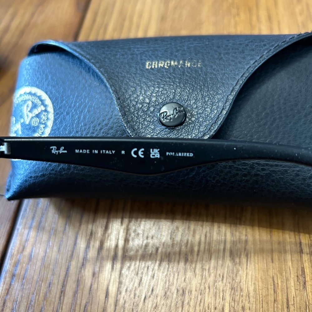 Ray-Ban Black Polarized Sunglasses with Case